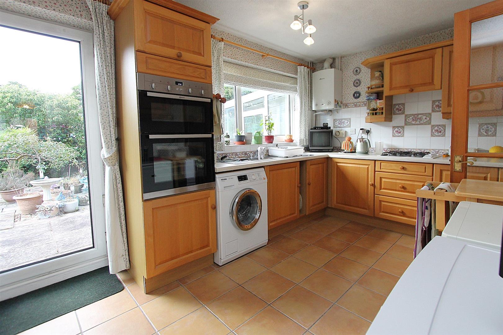 3 bed property in Mallard Avenue, Kidderminster